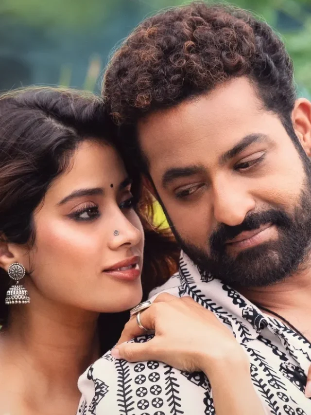 Devara Jr NTR & Janhvi Kapoor's Song 'Chuttamalle' Trending On Top 1 On YouTube (4)